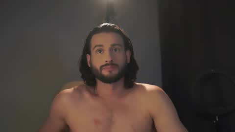 Keen online show from November 15, 2025, 10:37 pm