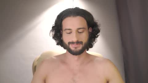 Keen online show from February 2, 2026, 11:47 pm