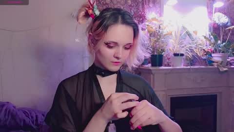 Angie online show from December 22, 2025, 2:19 am