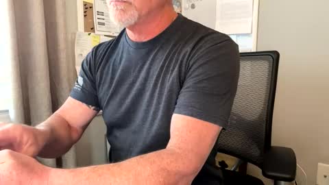 Snapshot of douglikes3xd chatting on March 19, 2026, 3:05 pm douglikes3xd online show from March 19, 2026, 3:05 pm