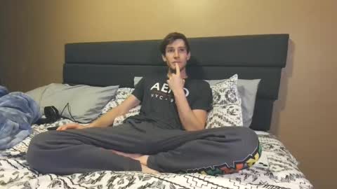 Snapshot of downforthemoney chatting on December 13, 2024, 9:13 am downforthemoney online show from December 13, 2024, 9:13 am