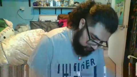 Snapshot of dpenguino chatting on November 10, 2025, 6:51 pm Dpenguino online show from November 10, 2025, 6:51 pm