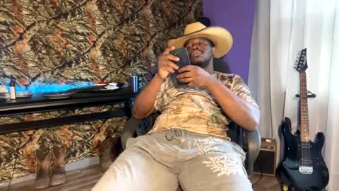 MrPirated online show from January 17, 2025, 4:57 pm