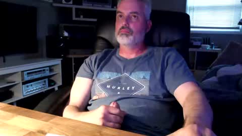 Snapshot of dr_dave20 chatting on June 17, 2026, 5:14 pm dr_dave20 online show from June 17, 2026, 5:14 pm