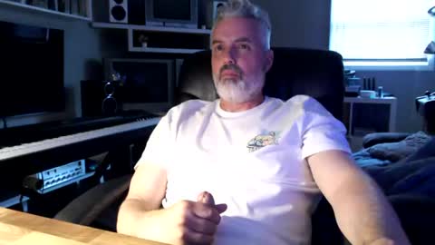 Snapshot of dr_dave20 chatting on June 21, 2026, 6:32 pm dr_dave20 online show from June 21, 2026, 6:32 pm