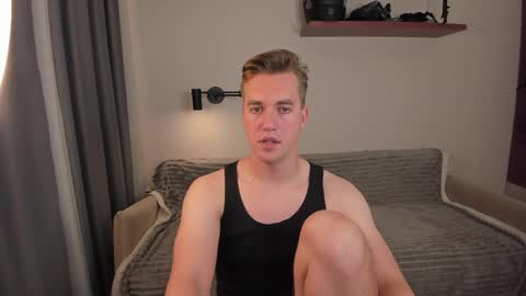 Mervin  online show from September 12, 2025, 8:42 pm