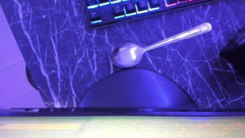 dragon_master2 online show from January 3, 2025, 9:47 pm