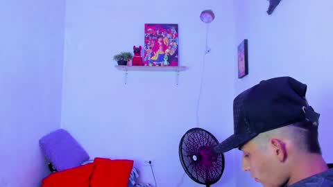 dragon_master2 online show from March 4, 2025, 7:01 pm