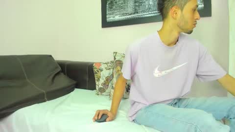 Snapshot of drake_and_zara chatting on November 26, 2025, 12:28 pm Drake and Zara online show from November 26, 2025, 12:28 pm