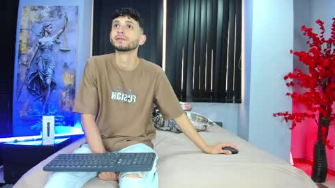 Snapshot of drake_and_zara chatting on April 8, 2026, 12:27 pm Drake and Zara online show from April 8, 2026, 12:27 pm