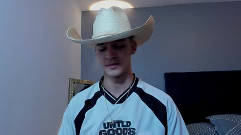 drake_carter1 online show from May 25, 2026, 2:28 am