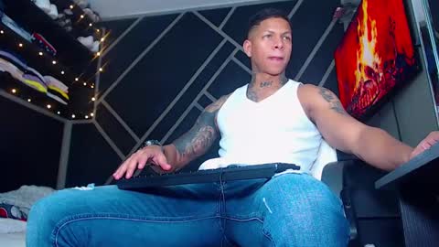 Drake online show from February 21, 2025, 3:01 am