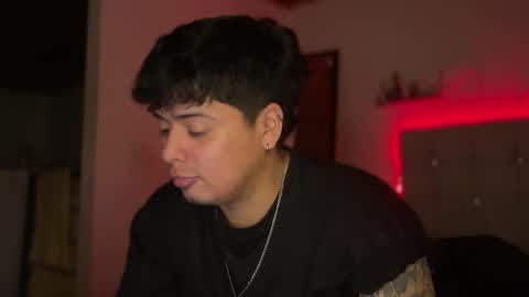 Snapshot of drakenn_ chatting on February 7, 2026, 4:38 am drakeeee online show from February 7, 2026, 4:38 am