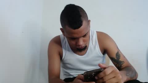 Snapshot of drako_monstercock chatting on May 24, 2026, 4:01 pm drako_monstercock online show from May 24, 2026, 4:01 pm