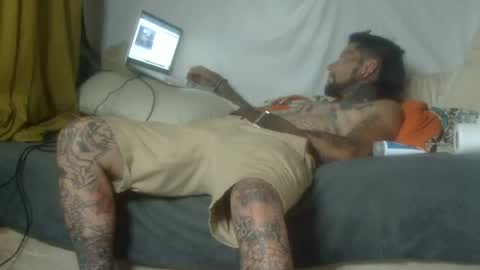Snapshot of dreadedted chatting on June 18, 2026, 8:46 pm Dreadedted online show from June 18, 2026, 8:46 pm