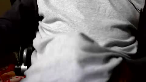 dream_man_ online show from April 14, 2026, 4:07 am