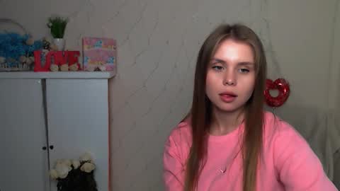 Snapshot of dream_mari chatting on October 1, 2025, 10:54 am Mari online show from October 1, 2025, 10:54 am