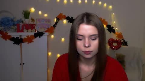 Snapshot of dream_mari chatting on October 27, 2025, 7:12 am Mari online show from October 27, 2025, 7:12 am