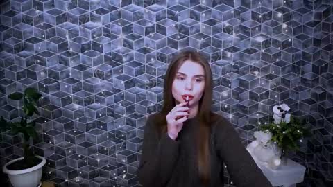 Snapshot of dream_mari chatting on November 12, 2025, 10:15 am Mari online show from November 12, 2025, 10:15 am