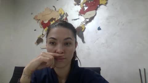 Snapshot of dream_petal_ chatting on January 15, 2026, 11:37 am dream_petal_ online show from January 15, 2026, 11:37 am