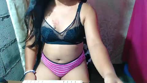 dream_pussyxx online show from June 22, 2026, 10:45 am