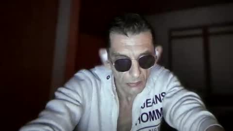 Snapshot of dreambob chatting on November 29, 2025, 11:19 pm Dreambob online show from November 29, 2025, 11:19 pm