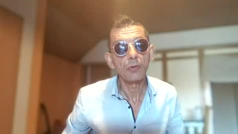 Dreambob online show from July 28, 2026, 7:48 am