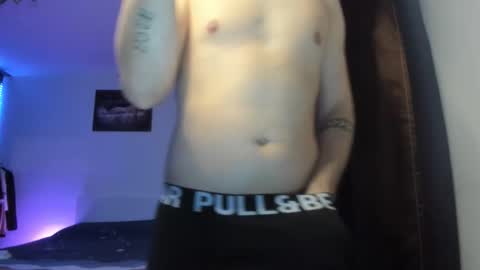 Johnny online show from March 10, 2026, 10:04 pm