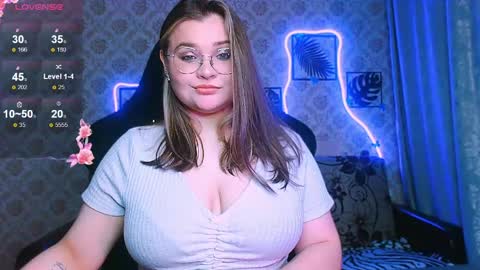 Snapshot of dreamforyoue2 chatting on June 9, 2026, 6:30 pm dreamforyoue2 online show from June 9, 2026, 6:30 pm