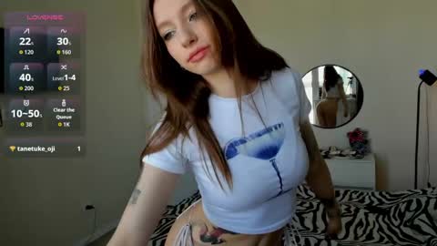 Snapshot of dreamhale chatting on April 22, 2026, 1:23 pm Hello im Eva online show from April 22, 2026, 1:23 pm