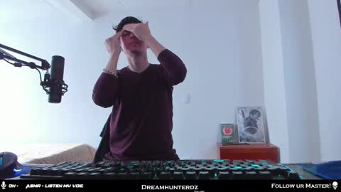 Your lord. - ONLINE  1500 Pm to 2100 Pm - New York Hour online show from February 18, 2026, 9:22 pm