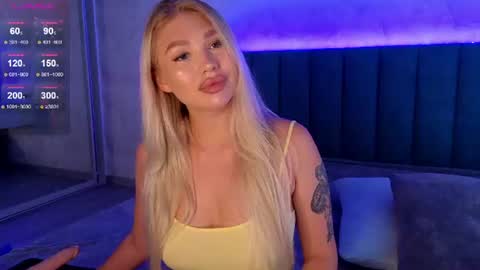 Snapshot of dreamkisslove chatting on July 4, 2026, 4:51 am Mila online show from July 4, 2026, 4:51 am