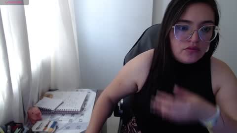  Catalina  online show from February 5, 2025, 2:48 pm