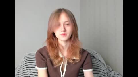 Snapshot of dreamy_pollyyy chatting on January 12, 2026, 2:39 am dreamy_pollyyy online show from January 12, 2026, 2:39 am