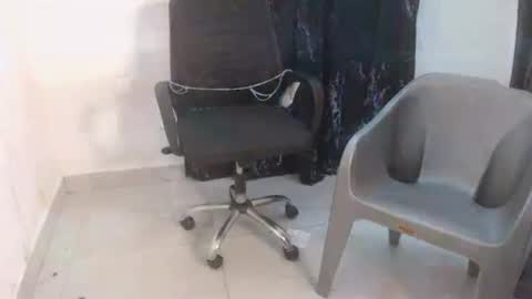 Snapshot of dreamy_wetpussy chatting on May 5, 2026, 8:17 pm BEAUTY online show from May 5, 2026, 8:17 pm