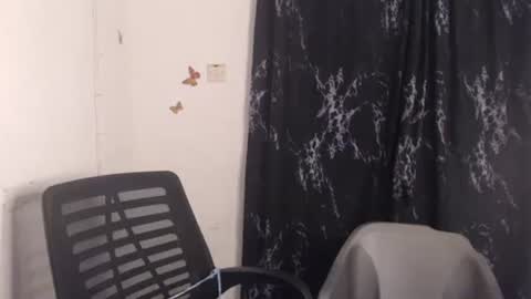 Snapshot of dreamy_wetpussy chatting on May 29, 2026, 8:18 pm BEAUTY online show from May 29, 2026, 8:18 pm