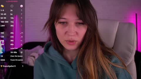 Lina online show from January 28, 2025, 7:22 am