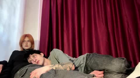 Elena and Nikolai online show from April 6, 2026, 8:15 am