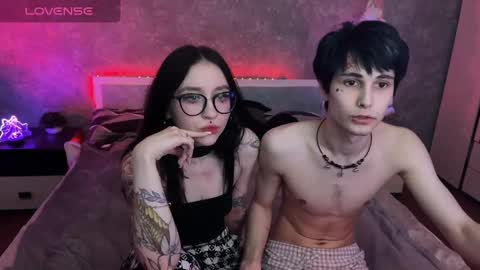 Snapshot of drillhouse_ chatting on December 17, 2024, 9:49 pm Tara Sonny online show from December 17, 2024, 9:49 pm