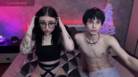 Snapshot of drillhouse_ chatting on December 19, 2024, 9:28 pm Tara Sonny online show from December 19, 2024, 9:28 pm