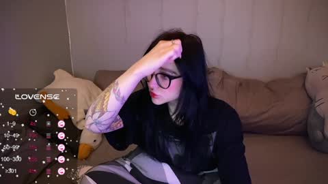 Snapshot of drillhouse_ chatting on January 6, 2025, 11:52 pm Tara Sonny online show from January 6, 2025, 11:52 pm