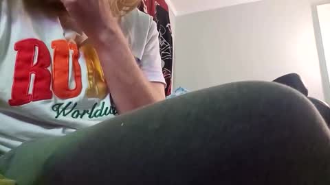 drippiehippie420 online show from May 4, 2026, 3:02 am