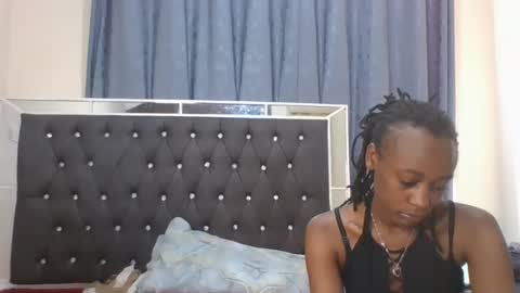 Snapshot of drippingqueenxoxo chatting on March 2, 2026, 7:09 am drippingqueenxoxo online show from March 2, 2026, 7:09 am