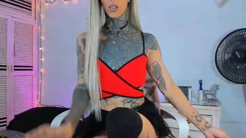 drippyorlove online show from May 4, 2026, 7:43 pm