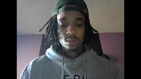 Snapshot of dripthehit chatting on December 18, 2024, 6:03 pm dripthehit online show from December 18, 2024, 6:03 pm