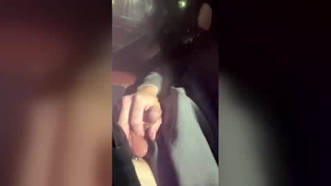 drizzle32 online show from March 23, 2026, 2:48 am