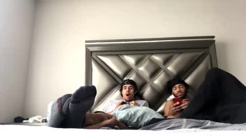 Snapshot of drobbb656 chatting on November 12, 2025, 5:24 pm 2xTheTrouble online show from November 12, 2025, 5:24 pm