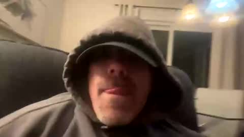 Snapshot of dryjerkoff chatting on October 16, 2025, 4:24 am dryjerkoff online show from October 16, 2025, 4:24 am