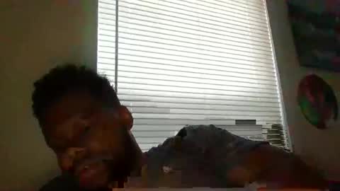 Snapshot of dsmoov_ chatting on September 18, 2025, 12:29 pm SmoovFanz online show from September 18, 2025, 12:29 pm