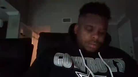 Snapshot of dsmoov_ chatting on December 4, 2025, 5:43 pm SmoovFanz online show from December 4, 2025, 5:43 pm